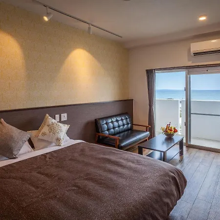 Yonabaru Hotel Sunrize Ocean Exterior photo